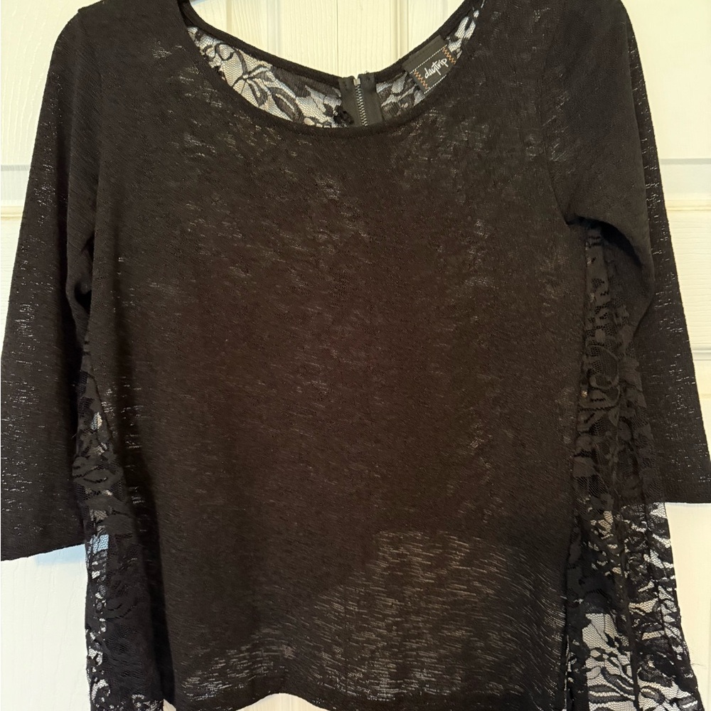 Elegant Black Lace Women's Top